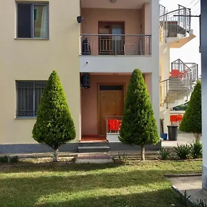 Shyqi Apartmán Velipojë